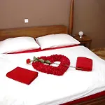 V Roklich & V Roklich Гостевой дом