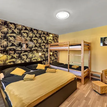 V Roklich & Apartmens V Roklich Vendégház 3*