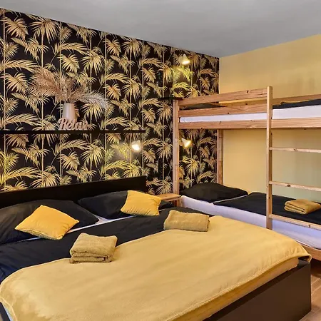 V Roklich & Apartmens V Roklich Гостевой дом Ржичани