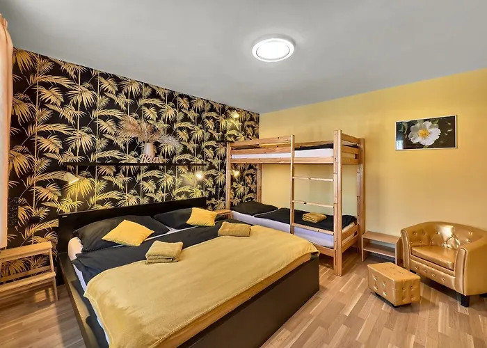 V Roklich & V Roklich Konukevi 4*