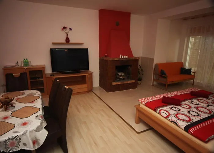 Konukevi V Roklich & V Roklich